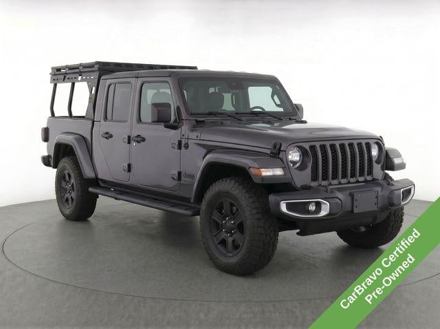 2021 Jeep Gladiator Sport in Gray — front three-quarter view